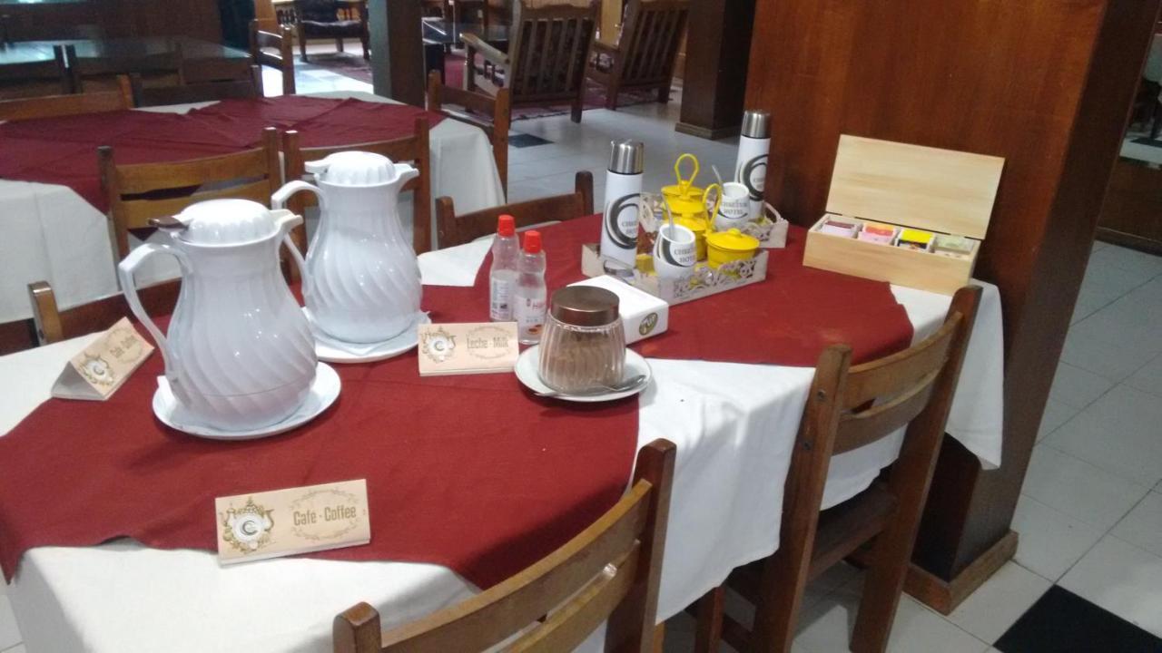 Cheltum Hotel Trelew Bagian luar foto